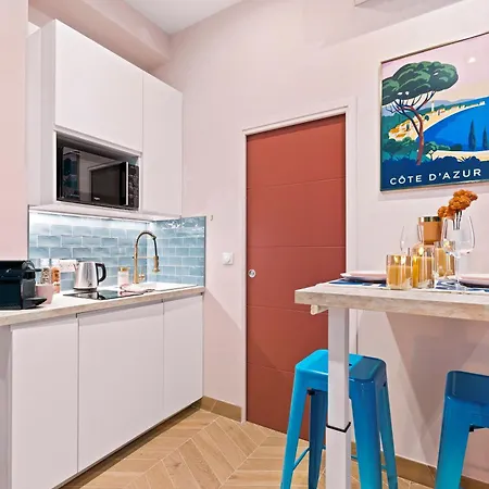 Renting - Spitalieri - Chic & Cosy Art Deco Nest Etoile